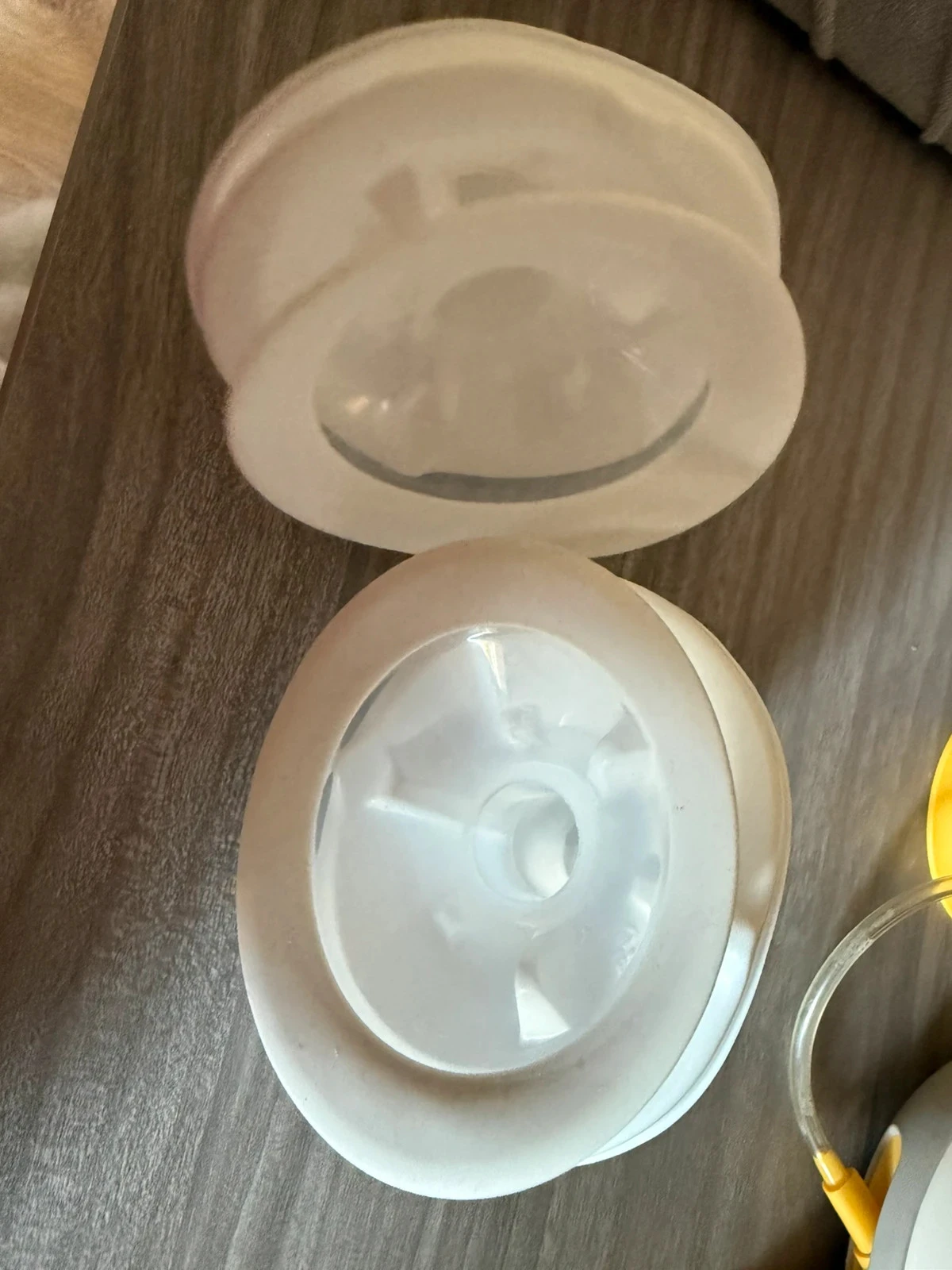 Lot Medela compleet – Dubbele elektrische melkpomp + handmatige melkpomp + accessoires – photo 10